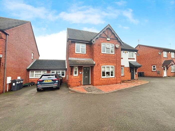 4 Bedroom Semi Detached House For Sale In Tyburn Road, Birmingham, B24
