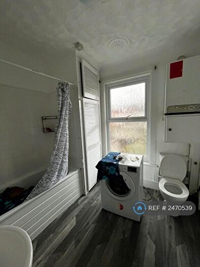 1 Bedroom Flat To Rent In Elmstead Road, Ilford, IG3