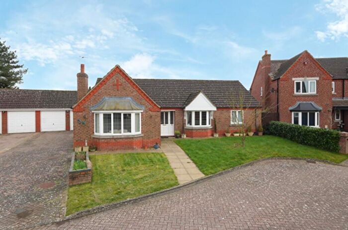 3 Bedroom Detached Bungalow For Sale In Beech Close, Heckington, NG34