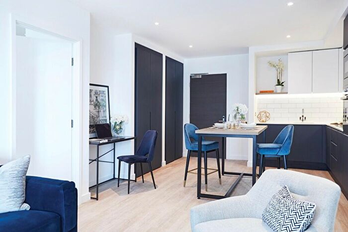 2 Bedroom Apartment To Rent In Apartment, Nobel Way, Manchester, Greater Manchester, M1