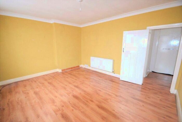 2 Bedroom Apartment To Rent In All Souls Avenue, London, NW10