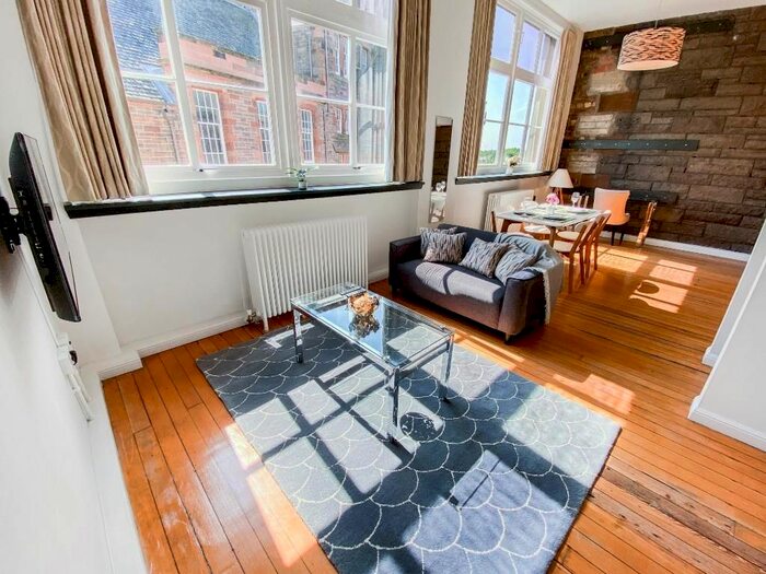 1 Bedroom Flat To Rent In Flat, Mcdonald Road, Edinburgh, EH7