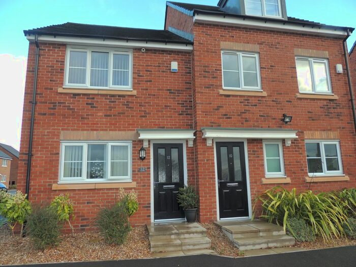 2 Bedroom Semi-Detached House To Rent In Garratt Way, Thorne DN8