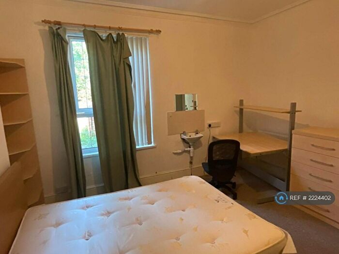 Studio To Rent In Grosvenor Road, Coventry, CV1