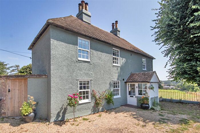 2 Bedroom Detached House For Sale In Bekesbourne Hill, Bekesbourne, CT4