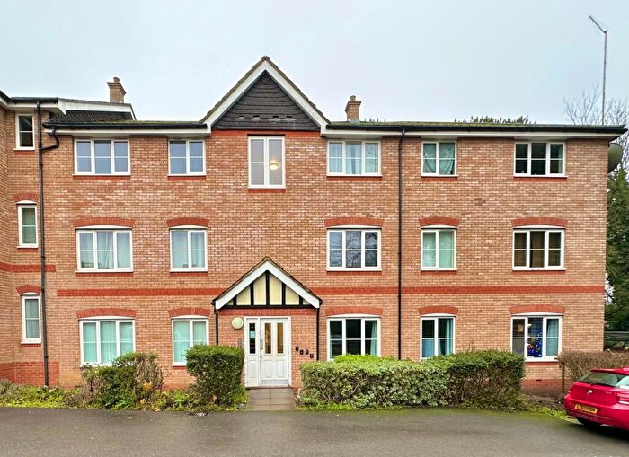 2 Bedroom Apartment To Rent In Daneholme Close, Daventry, NN11