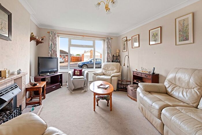 2 Bedroom Detached Bungalow For Sale In Amberley Crescent, Boston, PE21