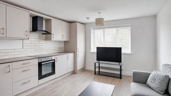 1 Bedroom Apartment To Rent In Manor Road, Littleover, Derby, DE23