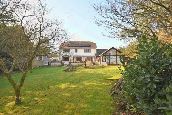 4 Bedroom Detached House For Sale In Kennerleigh, Crediton, EX17