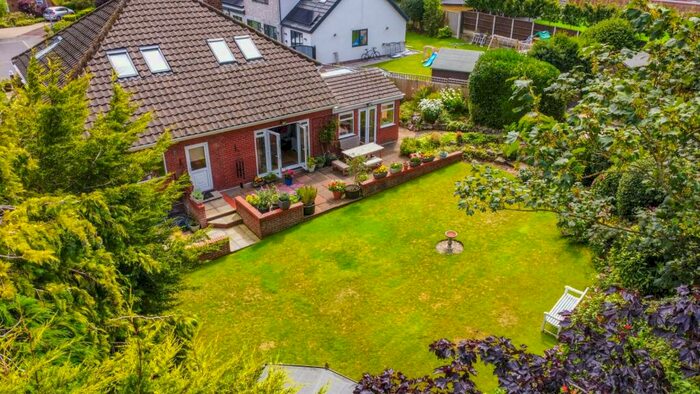 4 Bedroom Detached Bungalow To Rent In The Meadows, Rainhill, Prescot, L35