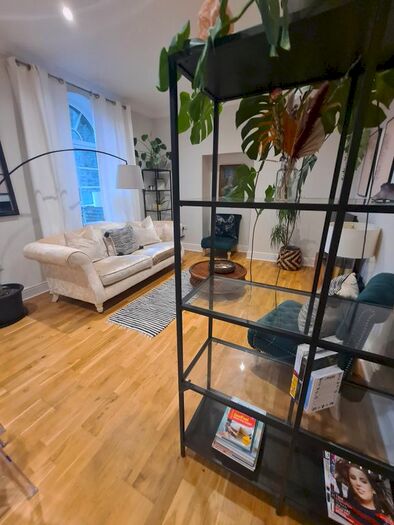 3 Bedroom Flat To Rent In Hilda Road, Southall, UB2