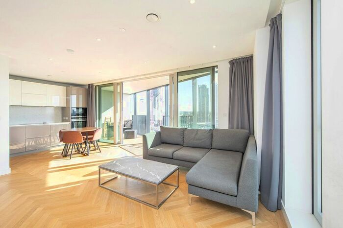 2 Bedroom Flat To Rent In Two Fifty One Southwark Bridge Road, Tower Bridge, SE1