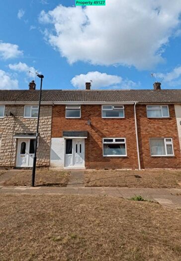 3 Bedroom Terraced House To Rent In Elmhirst Road, Thorne, Doncaster, DN8