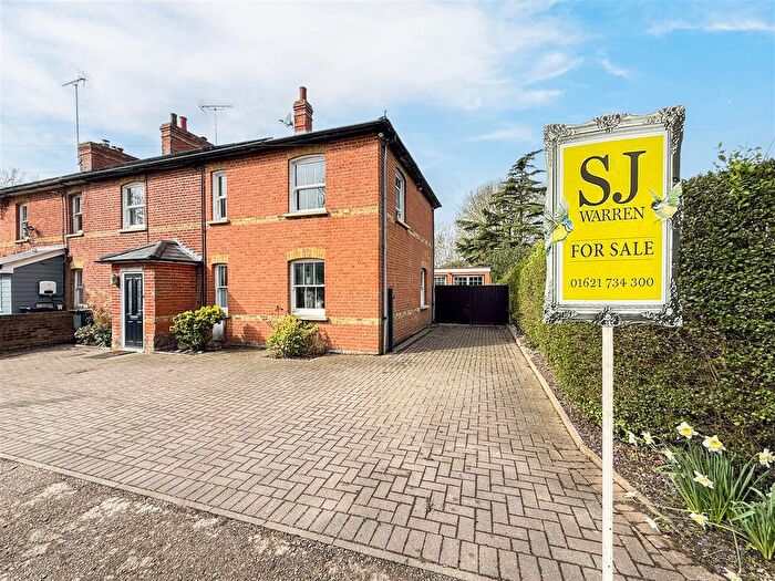 4 Bedroom Semi-Detached House For Sale In Ferry Road, Burnham-On-Crouch, CM0