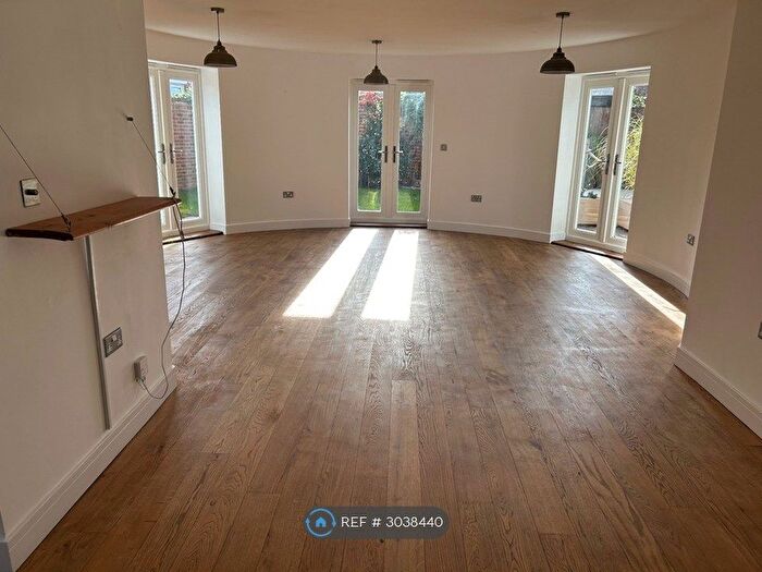 4 Bedroom Detached House To Rent In Lydd, Romney Marsh, TN29