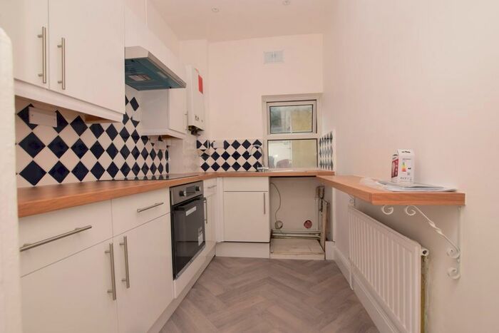 1 Bedroom Flat To Rent In St. Werburghs, Bristol, BS2
