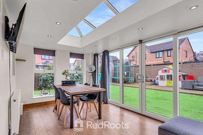 4 Bedroom Detached House For Sale In Hague Park Drive, South Kirkby, Pontefract, West Yorkshire, WF9