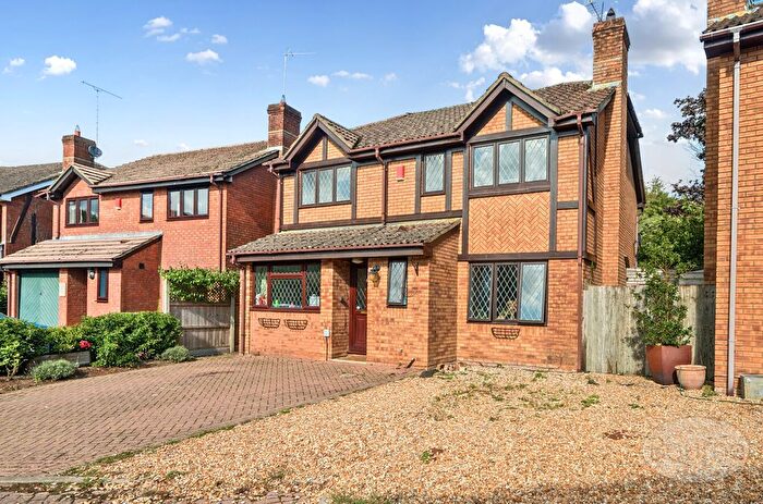 4 Bedroom Detached House For Sale In Downs View, Holybourne, Hampshire, GU34