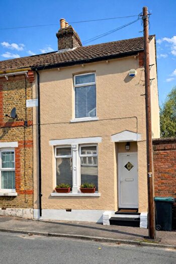 3 Bedroom End Terrace House For Sale In Forge Lane, Higham, Rochester, ME3