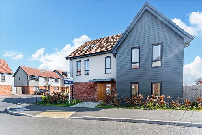 5 Bedroom Detached House For Sale In Peartree Lane, Edwinstowe, Mansfield, NG21