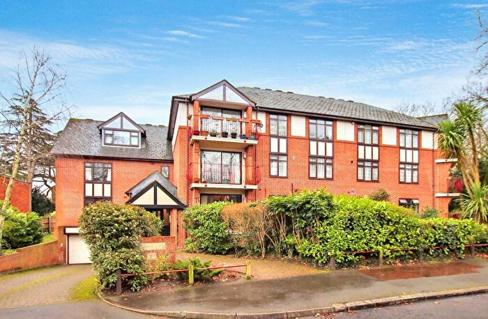 1 Bedroom Flat To Rent In Durham Avenue, Bromley, BR2