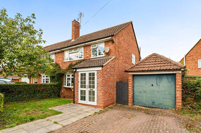 3 Bedroom Semi-Detached House For Sale In Elmbury Drive, Tewkesbury, Gloucestershire, GL20