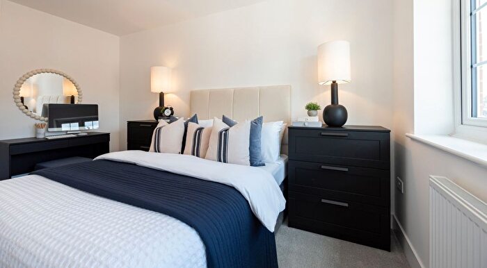 4 Bedroom Semi-Detached House For Sale In Hargreaves Road, Northwich, CW9