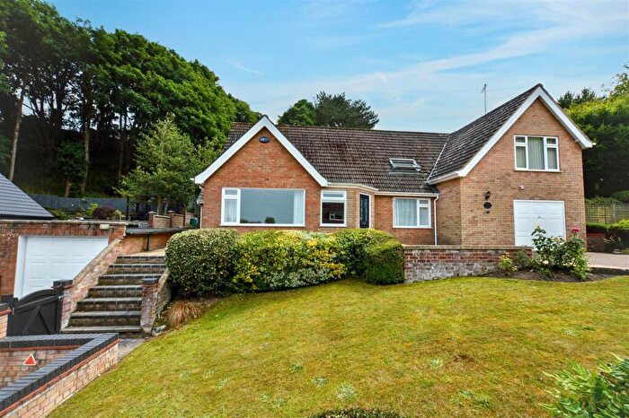 5 Bedroom Detached House For Sale In Furze Hill, Cromer, NR27