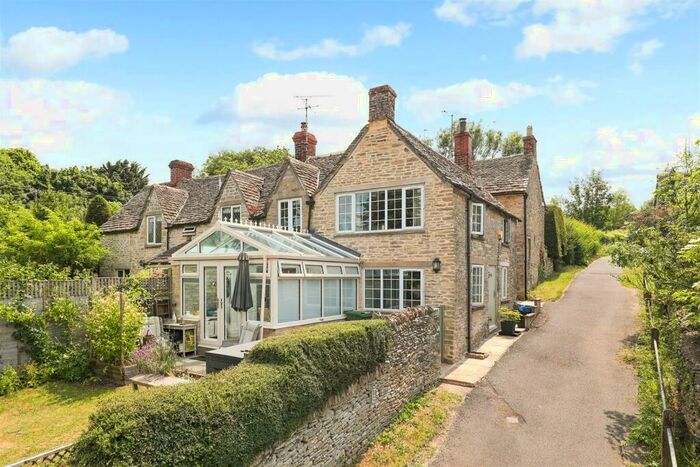 2 Bedroom Semi-Detached House For Sale In Sapperton, Cirencester, GL7