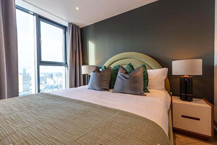 3 Bedroom Flat To Rent In Flat, Swan Street House, Swan Street, Manchester, M4