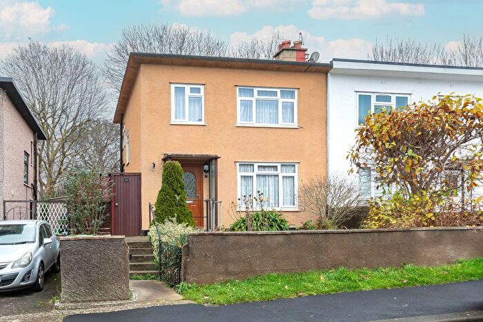 3 Bedroom Semi Detached House For Sale In Badenham Grove, Lawrence Weston, Bristol, BS11