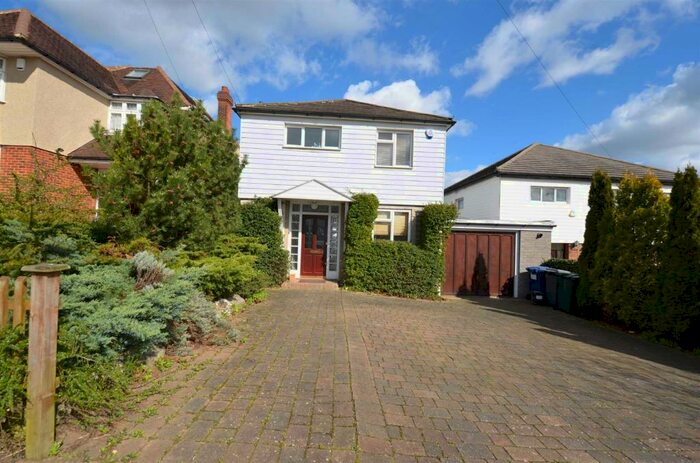 4 Bedroom Detached House To Rent In Laurel Way, Totteridge, N20