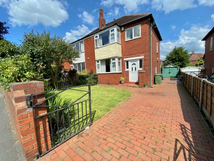 3 Bedroom House To Rent In Ring Road, Crossgates, Leeds, LS15