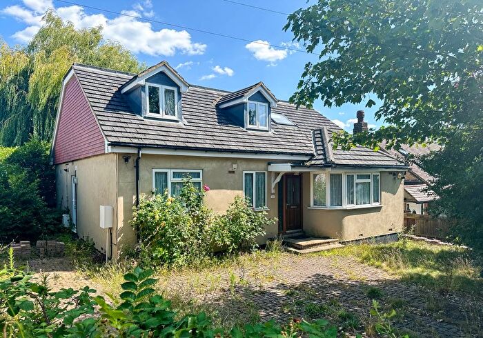 5 Bedroom Bungalow For Sale In Engel Park, Mill Hill, London, NW7