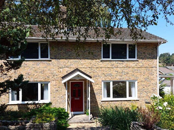 2 Bedroom End Of Terrace House For Sale In Holly Dell, Basett, SO16
