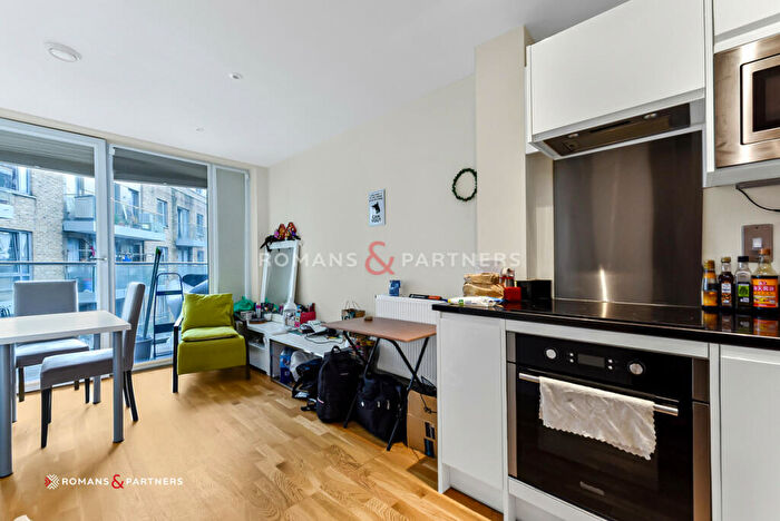 Studio To Rent In Elite House, Limehouse, E14