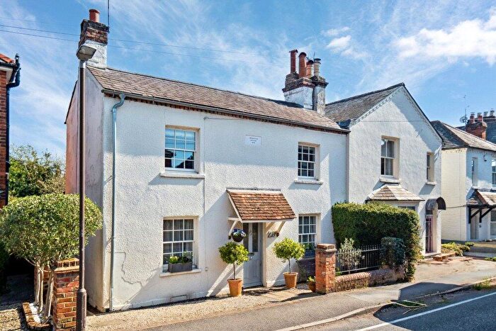 3 Bedroom Semi-Detached House To Rent In Glade Road, Marlow, Buckinghamshire, SL7