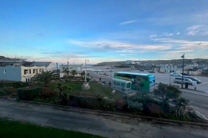 2 Bedroom Flat To Rent In Beech Road, Perranporth, TR6