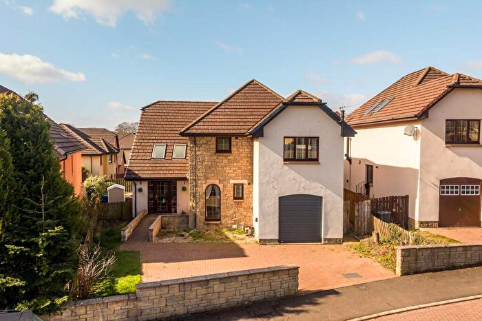 4 Bedroom Detached House For Sale In Emmock View, Dundee, DD4