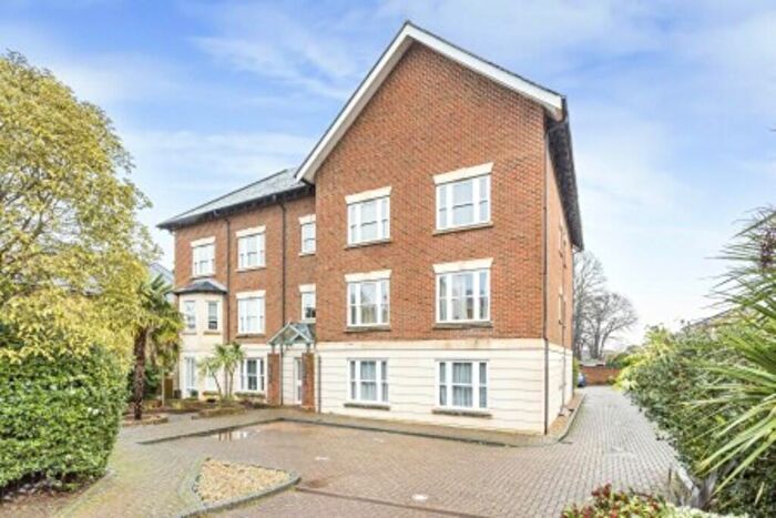 2 Bedroom Apartment To Rent In Albury Road, Guildford, GU1