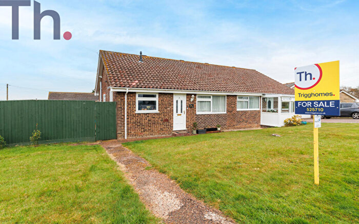 2 Bedroom Semi-Detached Bungalow For Sale In Newport, Isle Of Wight, PO30