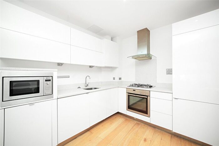1 Bedroom Flat For Sale In Kings Cross Road, London, WC1X