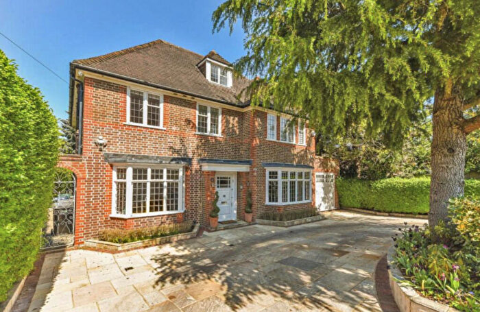 6 Bedroom Detached House To Rent In Chalton Drive, Hampstead Garden Suburb, N2