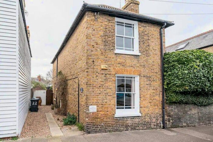 3 Bedroom Detached House To Rent In Swanfield Road, Whitstable, CT5