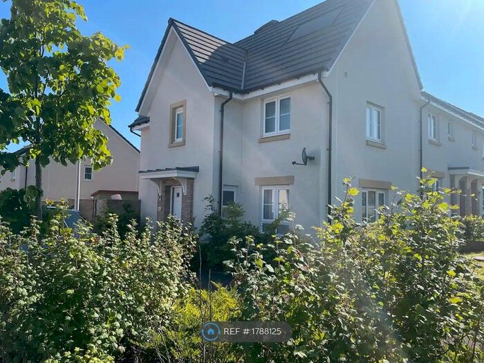 3 Bedroom End Of Terrace House To Rent In Bowbridge Crescent, Edinburgh, EH17