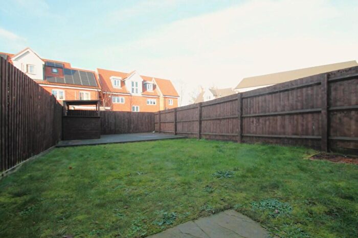 3 Bedroom Terraced House To Rent In Five Oaks Lane, Chigwell, Essex, IG7