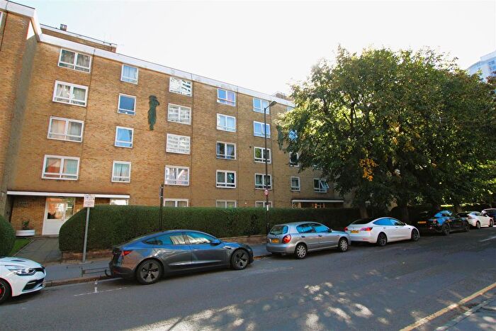 1 Bedroom Flat To Rent In Altyre Road, East Croydon, CR0