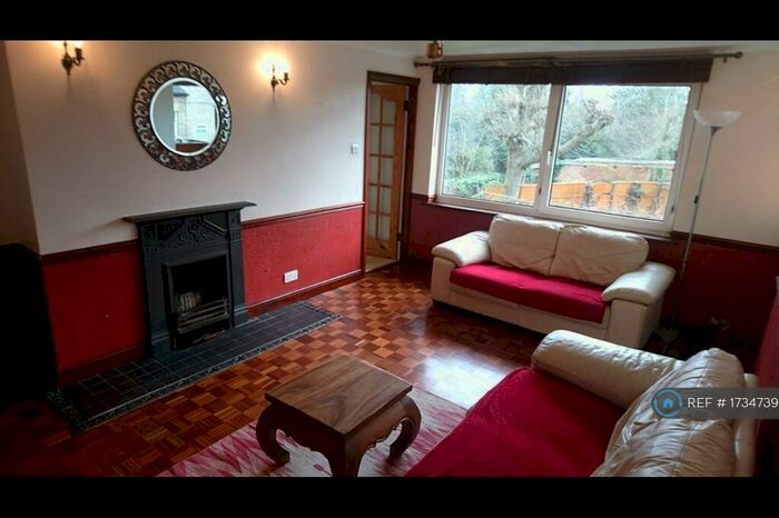 2 Bedroom Flat To Rent In Cheshunt, Cheshunt, EN8