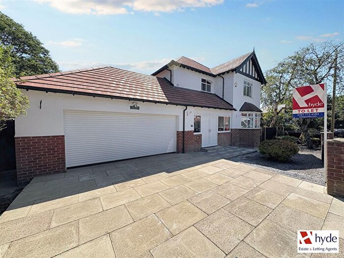 4 Bedroom Detached House To Rent In Poppythorn Lane, Prestwich, Manchester, M25