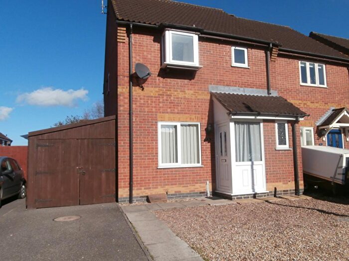 3 Bedroom Semi Detached House To Rent In Wing Drive, Fishtoft, PE21